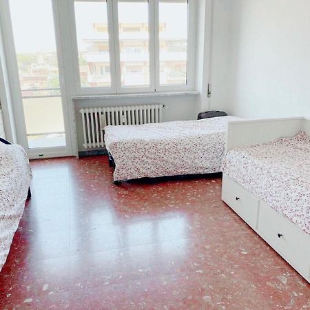 ローマ Female Dormitory For Only Female Bed & Breakfast エクステリア 写真