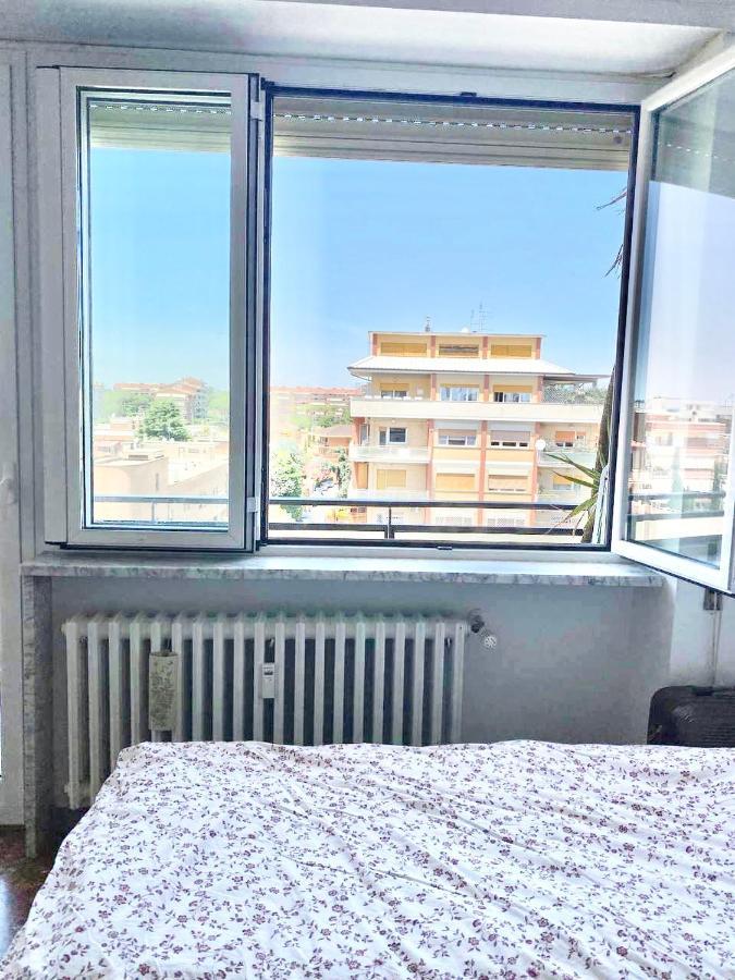 ローマ Female Dormitory For Only Female Bed & Breakfast エクステリア 写真
