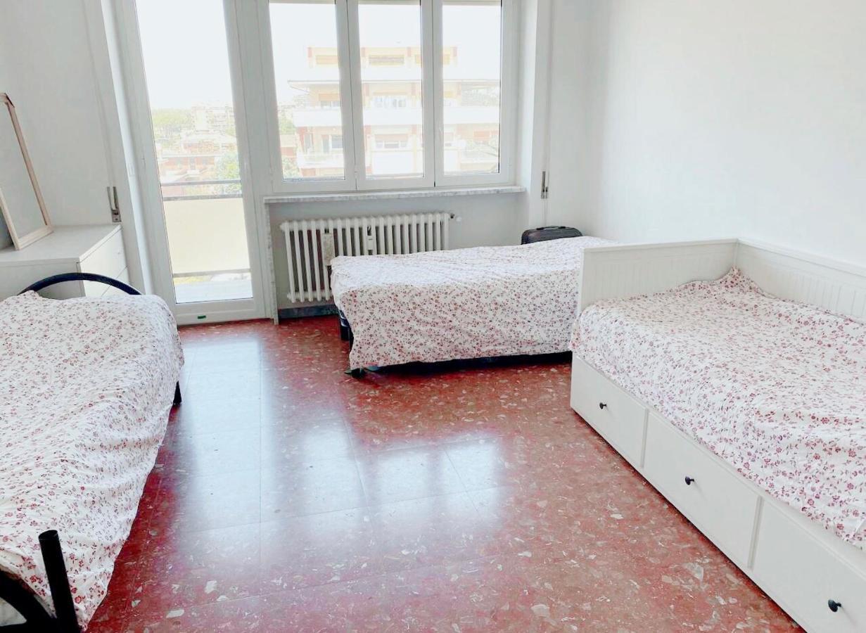 ローマ Female Dormitory For Only Female Bed & Breakfast エクステリア 写真